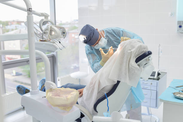 Best Dentist for Dental Trauma  in Lake Clarke Shores, FL
